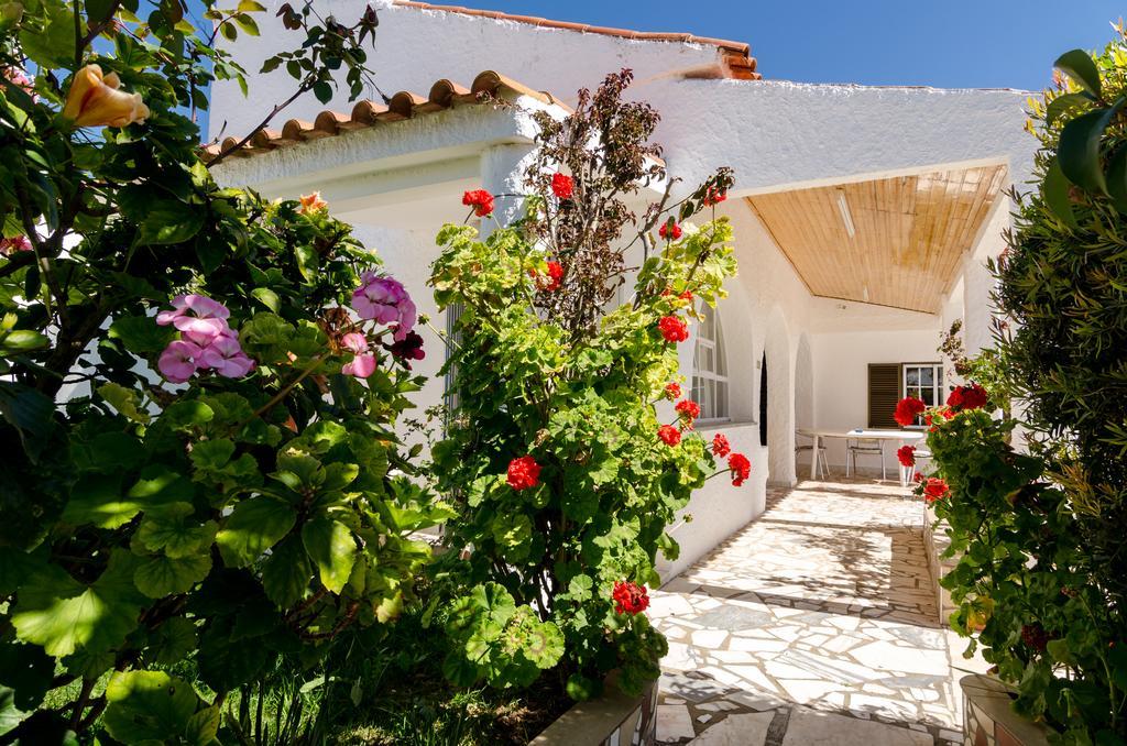 Armacao De Pera Villa Hedwiges Exterior photo